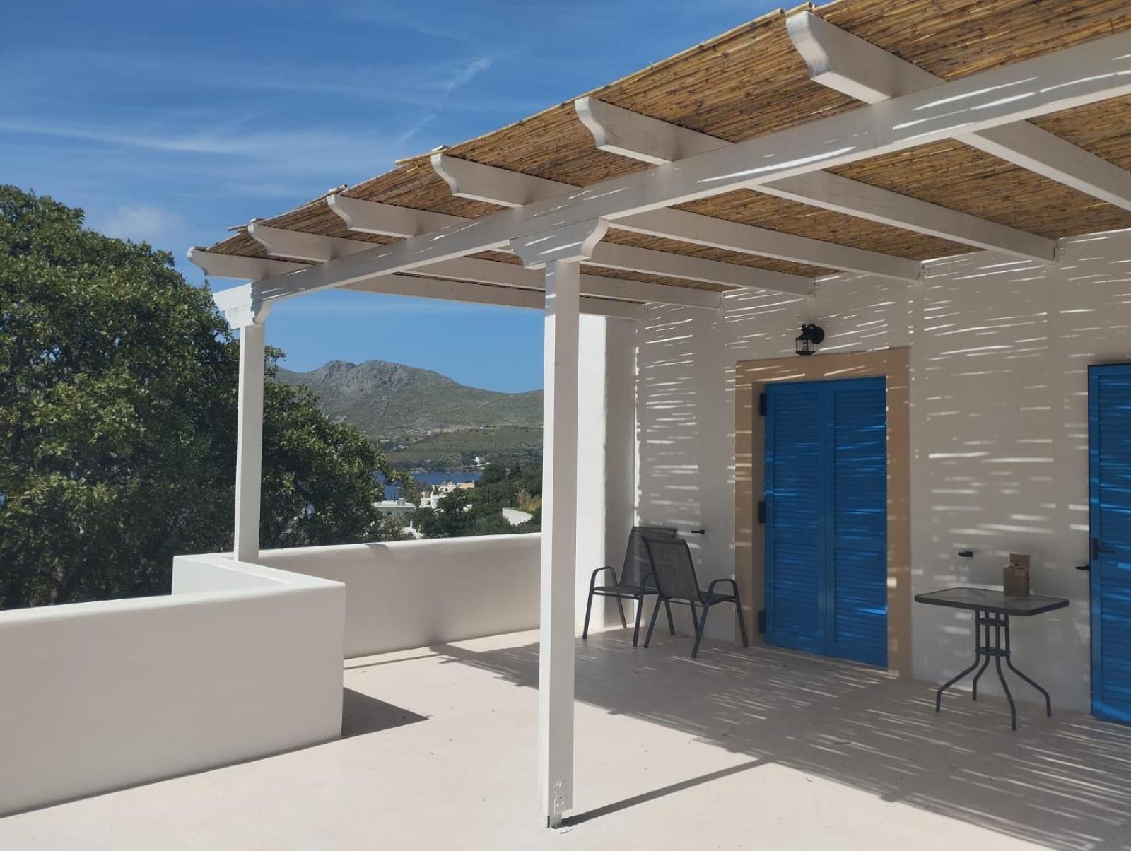 The Velanidies - Οι Βελανιδιές Agia Marina  Exterior photo